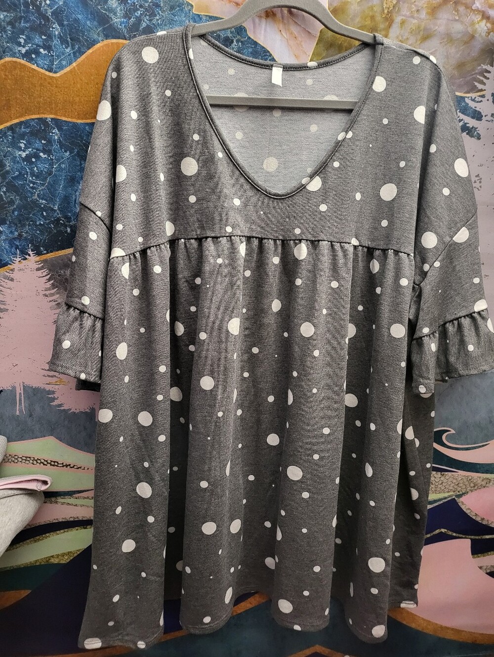 NWOT Gray Polka Dot V-Neck Top